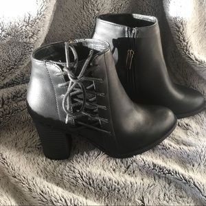 TOETOS Chunky Heel boots black Size 7